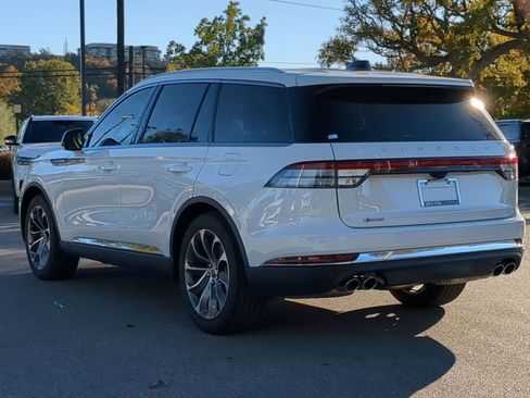 New 2026 Lincoln Aviator 2WD image 5