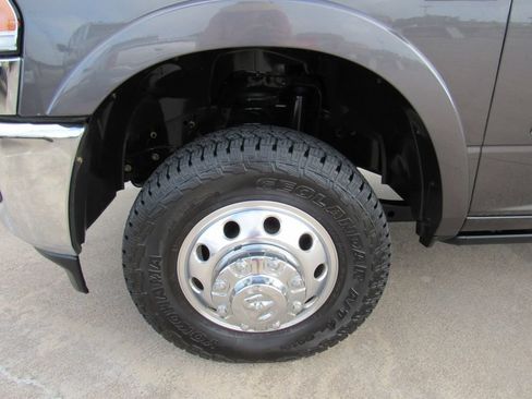 Used 2022 RAM 3500 Laramie AWD/4WD image 10