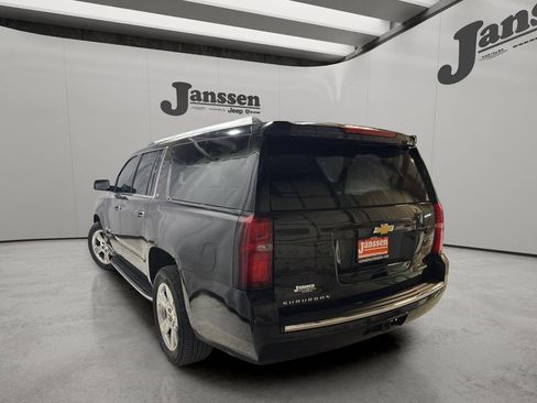 Used 2016 Chevrolet Suburban LTZ image 2