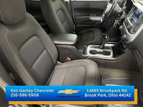 Certified 2017 Chevrolet Colorado LT w/ LT Convenience Package AWD/4WD image 24