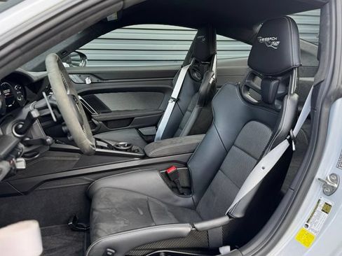 Certified 2025 Porsche 911 GT3 RS RWD image 5