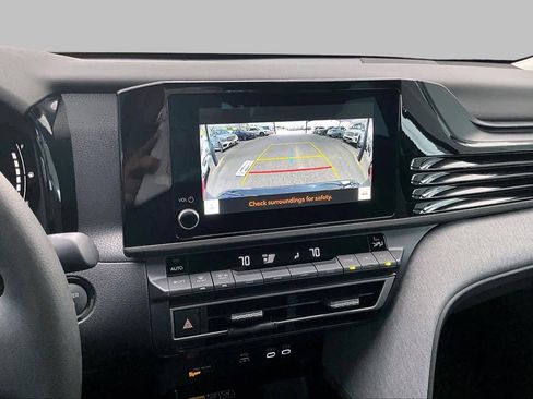 Used 2026 Toyota Camry LE w/ Convenience Package FWD image 26