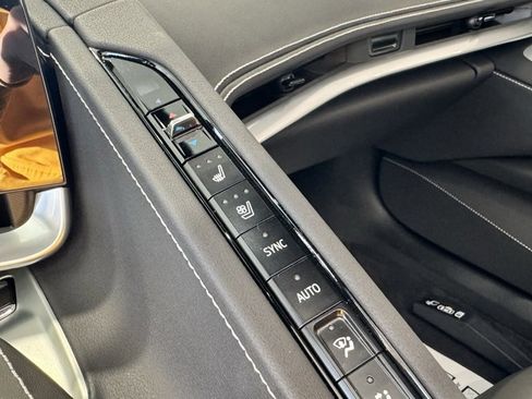 Used 2025 Chevrolet Corvette Z06 image 13