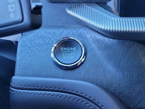 Used 2025 Ford Explorer Platinum w/ LUX Leather Package image 25