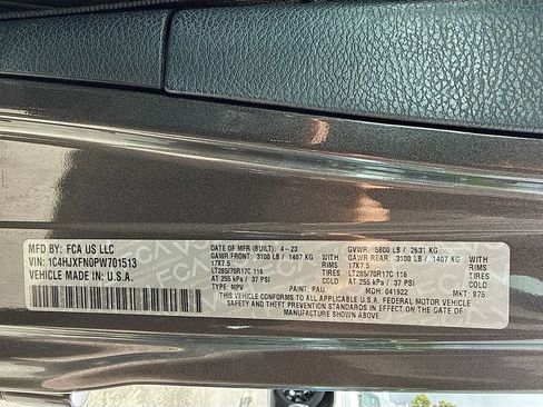 Used 2023 Jeep Wrangler Unlimited Rubicon image 36