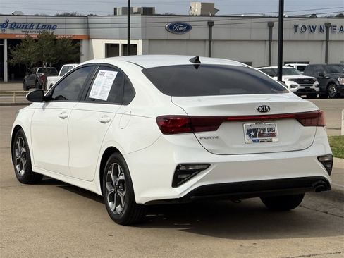 Used 2020 Kia Forte LXS image 5