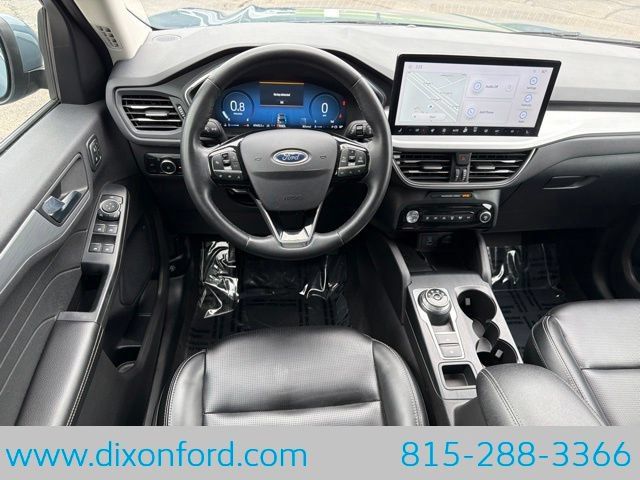 Used 2023 Ford Escape Platinum AWD/4WD image 24