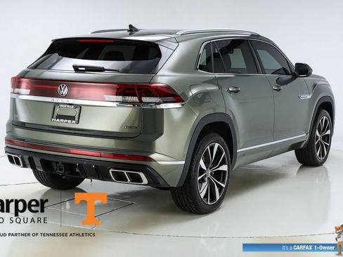 Used 2025 Volkswagen Atlas Cross Sport SEL Premium R-Line image 48