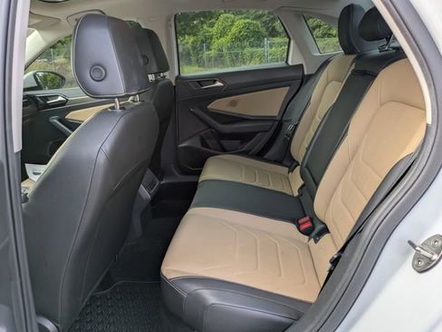 Used 2020 Volkswagen Jetta SEL Premium FWD image 14