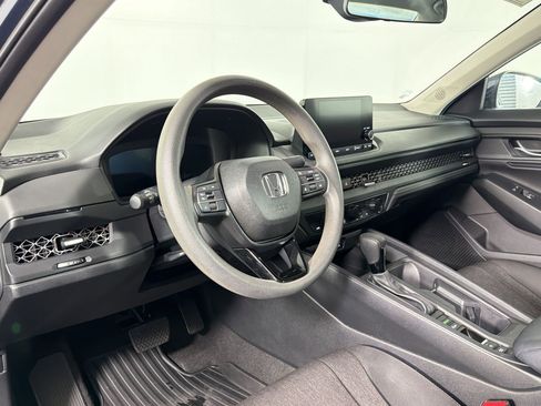 Used 2024 Honda Accord EX image 3