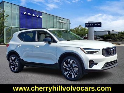 New 2025 Volvo XC40 B5 Ultra w/ Protection Package Premier