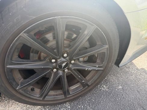Used 2017 Ford Mustang GT Premium RWD image 6