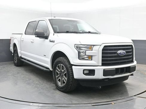 Used 2015 Ford F150 XLT w/ Equipment Group 302A Luxury AWD/4WD image 2