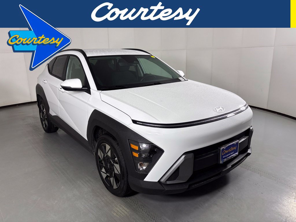 Used 2025 Hyundai Kona SEL FWD image 1