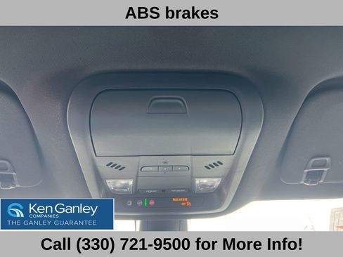 Used 2024 Buick Enclave Essence w/ Sport Touring Edition AWD/4WD image 39