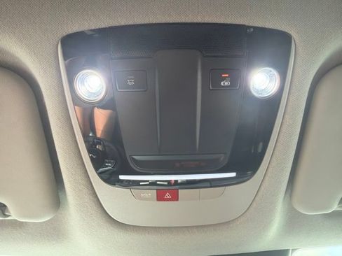 Used 2024 Kia Seltos SX AWD/4WD image 17