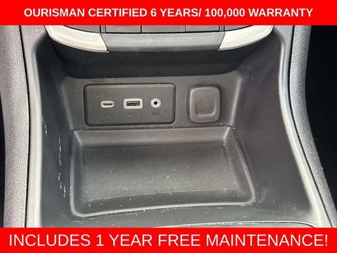 Used 2024 GMC Terrain SLE w/ Driver Convenience Package FWD image 26