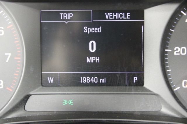 Used 2025 Chevrolet Trax LS w/ LS Convenience Package FWD image 32