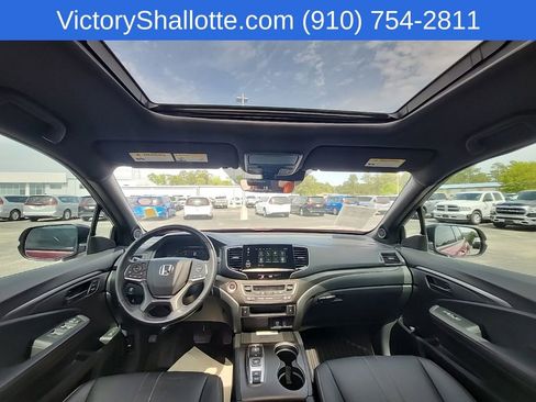 Used 2023 Honda Passport TrailSport image 4