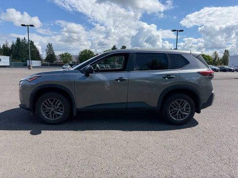 Used 2021 Nissan Rogue S AWD/4WD image 4