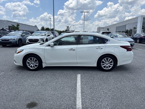 Used 2018 Nissan Altima 2.5 S w/ S Convenience Package FWD image 17