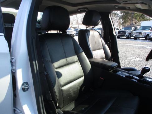 Used 2017 Chevrolet Impala LT w/ Leather Package image 22