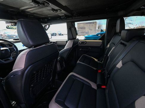 New 2026 Ford Bronco Big Bend w/ Black Diamond Package AWD/4WD image 17