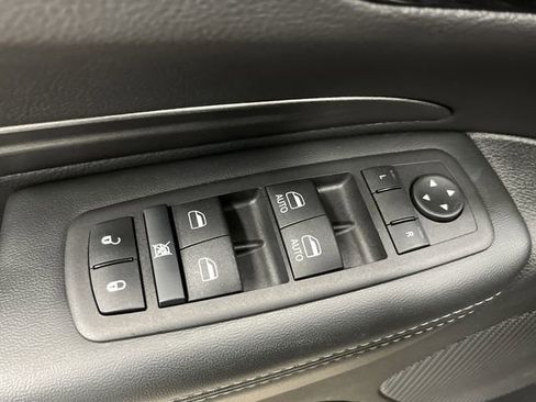 Used 2024 Dodge Durango SXT w/ 3rd Row Seating Group image 27