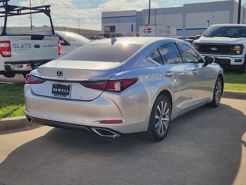 Used 2020 Lexus ES 350 w/ Premium Package image 5