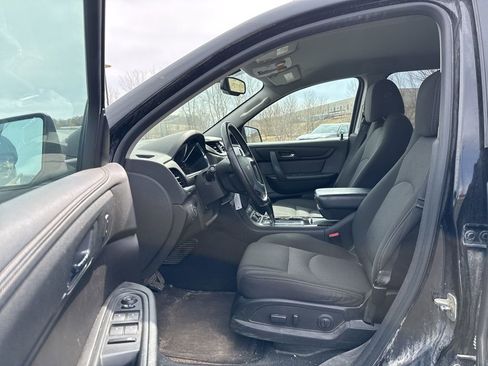 Used 2016 Chevrolet Traverse LT image 6