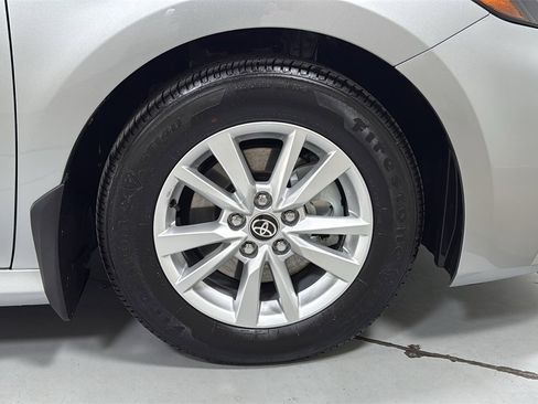 Certified 2025 Toyota Camry LE image 21