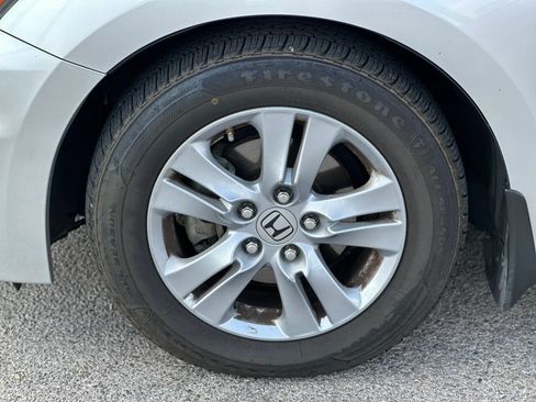 Used 2011 Honda Accord LX-P image 23