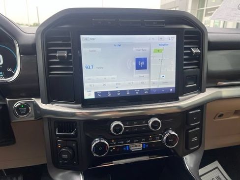 Used 2023 Ford F150 Lariat AWD/4WD image 27
