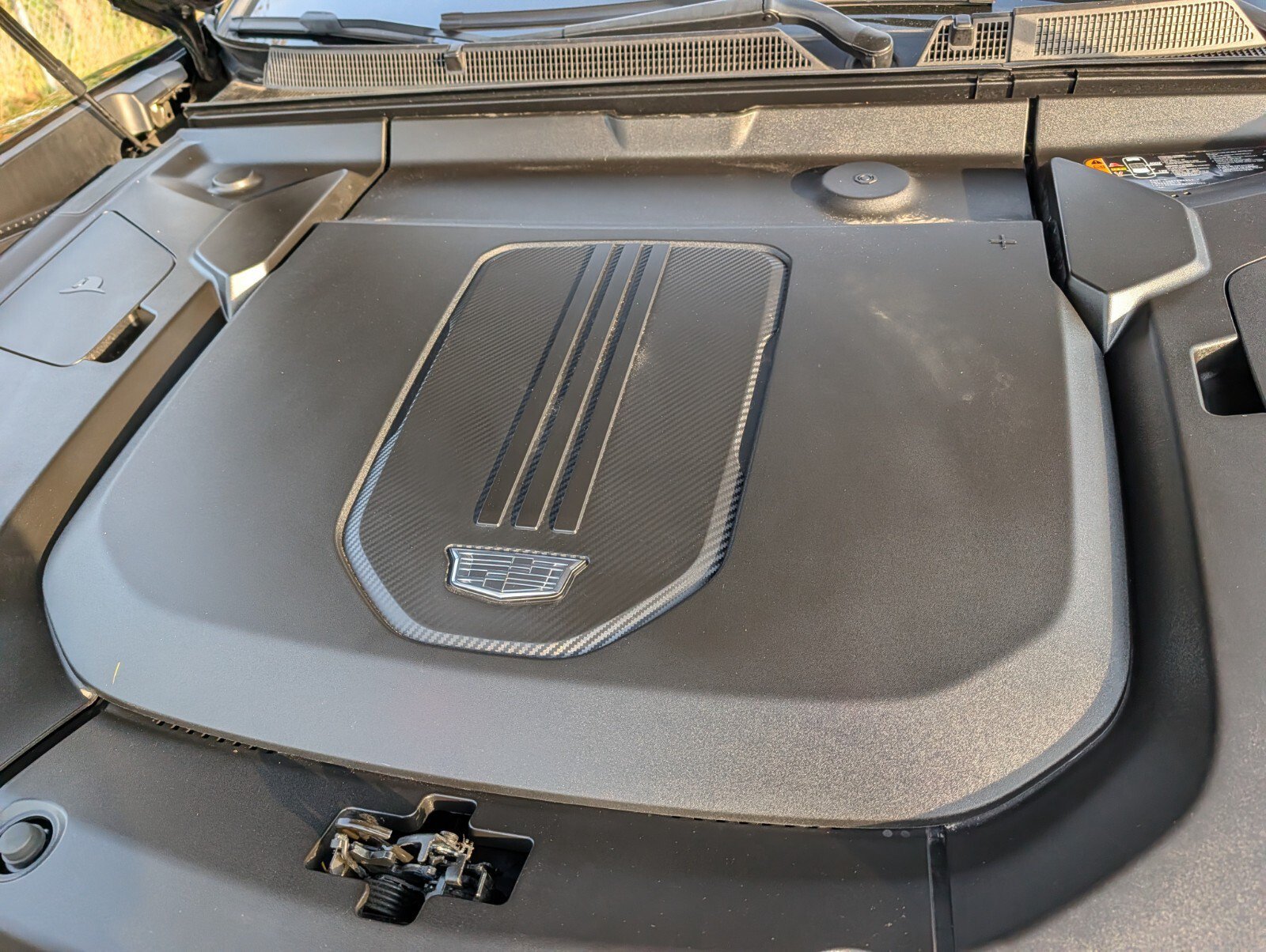 Used 2024 Cadillac Lyriq Sport w/ LPO, Floor Liner Package AWD/4WD image 39
