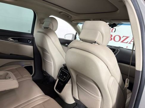 Used 2020 Lincoln Nautilus Reserve w/ Equipment Group 201A FWD image 19