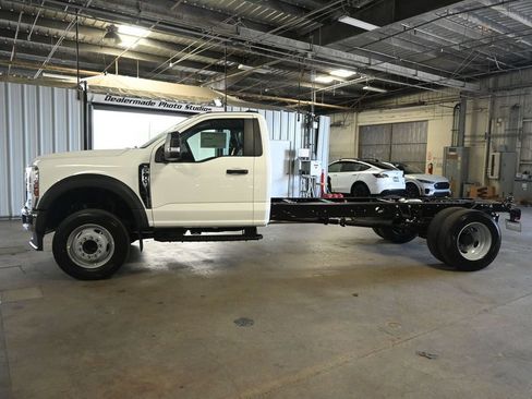 New 2026 Ford F600 2WD Regular Cab Super Duty image 4