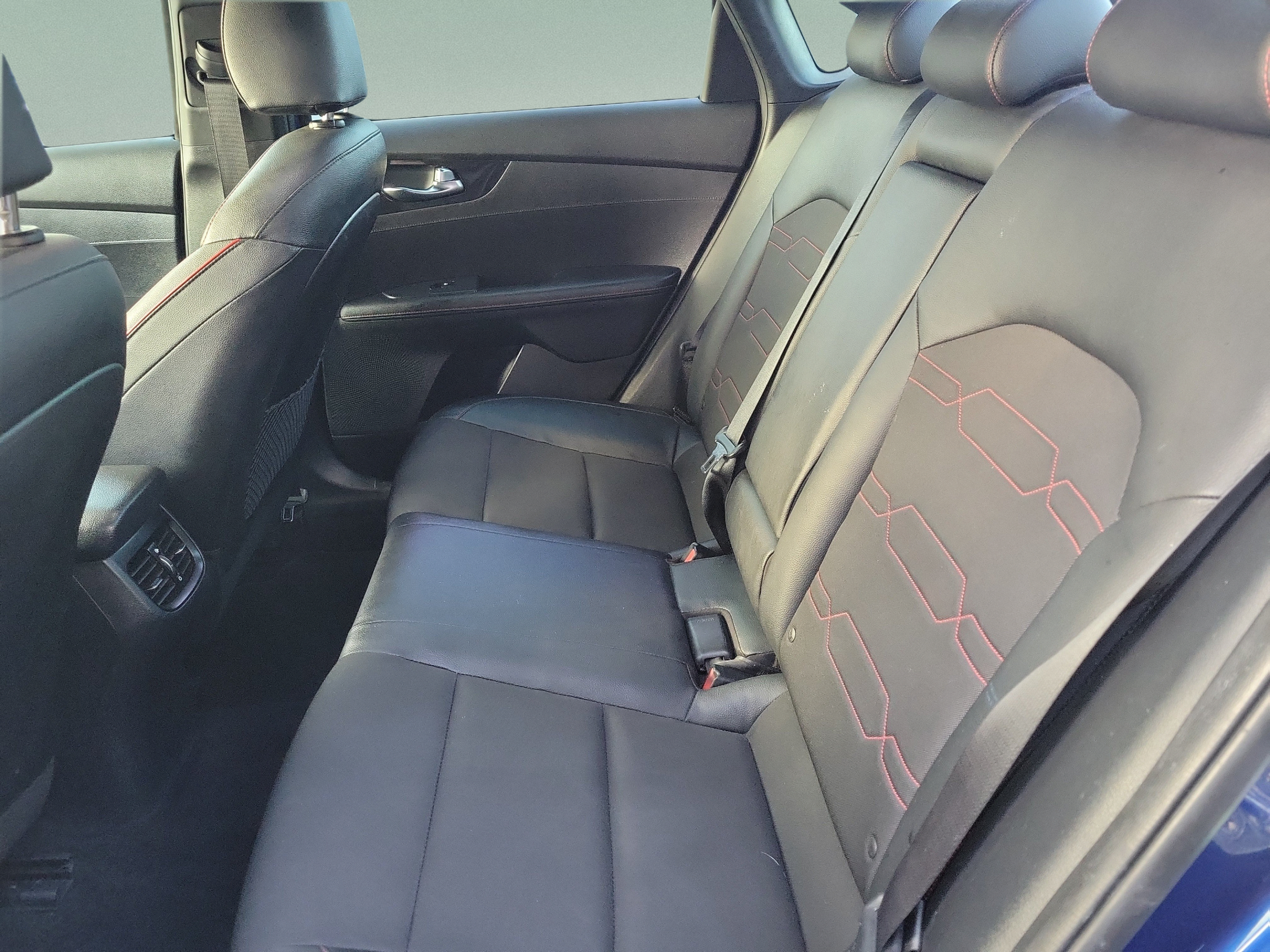 Certified 2021 Kia Forte GT FWD image 7