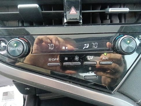 Used 2024 Toyota Camry SE image 24