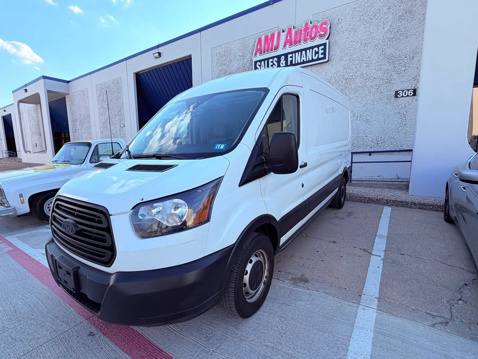 Used 2019 Ford Transit 350 148 Medium Roof RWD image 1