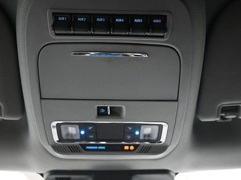 Used 2023 Ford F350 Lariat w/ Lariat Ultimate Package AWD/4WD image 19