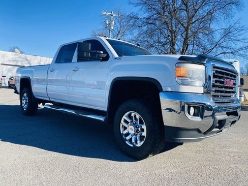 Used 2015 GMC Sierra 2500 SLE w/ SLE Preferred Package image 7