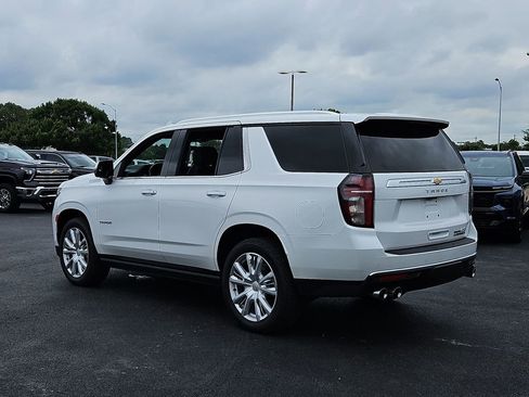Used 2021 Chevrolet Tahoe High Country w/ Premium Package AWD/4WD image 23