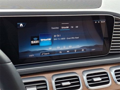 Certified 2025 Mercedes-Benz GLE 450 4MATIC image 19