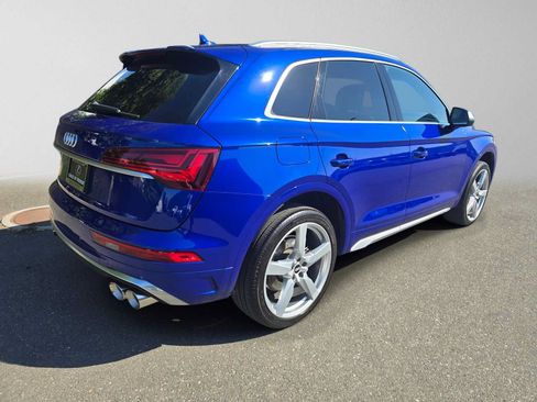 Used 2022 Audi SQ5 Premium Plus w/ Premium Plus Package AWD/4WD image 3
