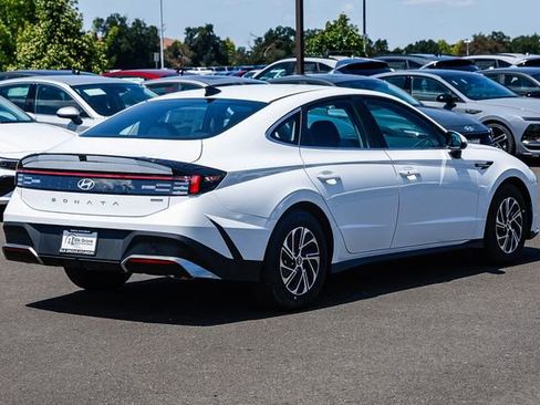 New 2026 Hyundai Sonata Blue FWD image 5