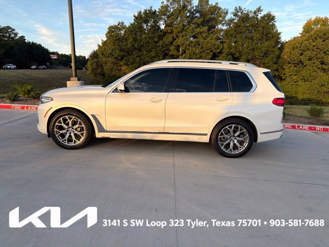 Used 2019 BMW X7 xDrive40i w/ Premium Package AWD/4WD image 7