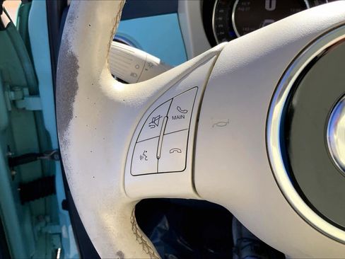 Used 2017 FIAT 500 Lounge image 23