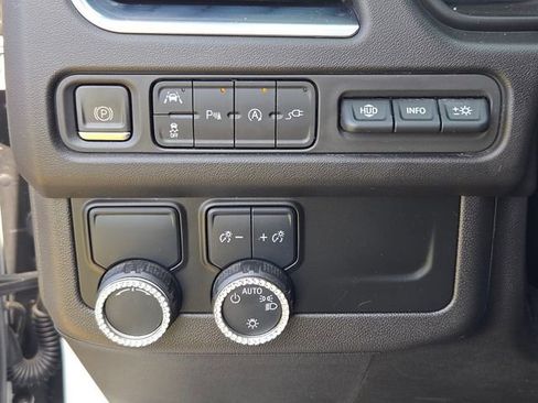 Used 2021 Chevrolet Tahoe High Country RWD image 30