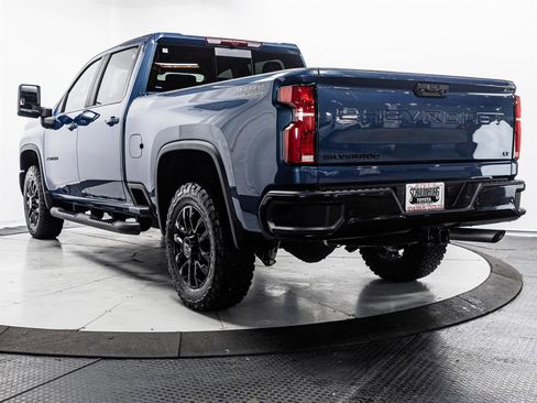 Used 2025 Chevrolet Silverado 2500 LT w/ Trail Boss Package image 8