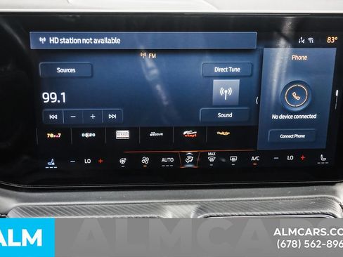 Used 2025 Ford Mustang Premium RWD image 33